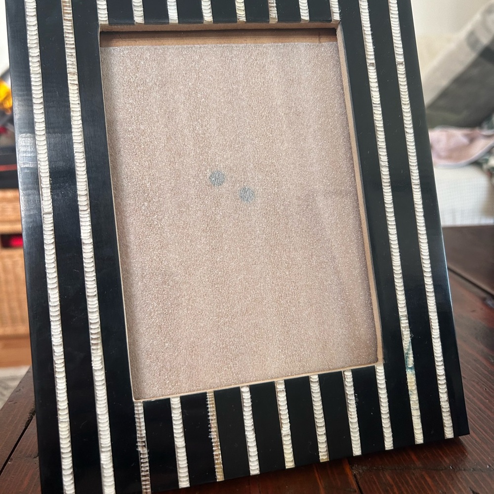 Creative Co-Op Black and Cream Striped Frame